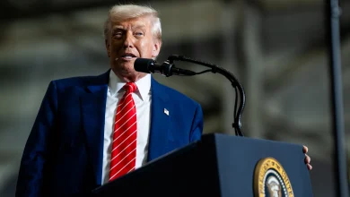 US: Trump postpones tariff hike on Canada