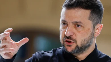 Ukraine’s Zelenskyy calls on Hungary’s Orban to stop blocking EU bid