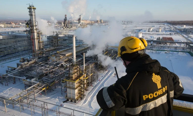 Ukrainian strikes on Russian oil facilities, sanctions boost profits of major Western oil companies