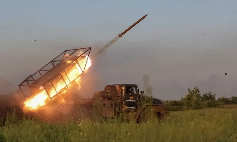 Ukrainian troops 'start surrendering' in key city but Kyiv says situation 'dynamic'