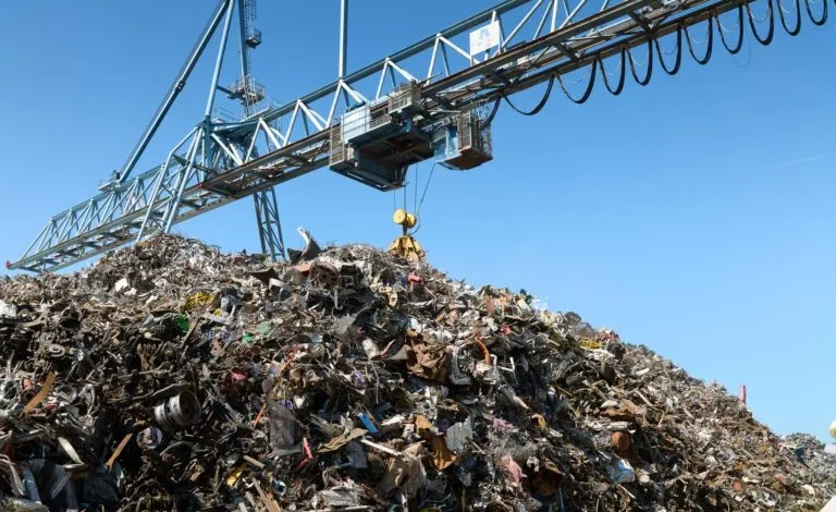 Unimetals files for liquidation amid investor collapse