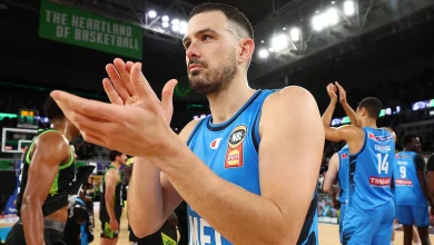 United hit back to win Throwdown 30