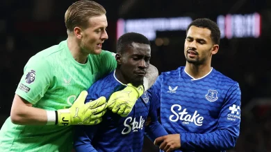 VIDEO: 'Shades of Bowyer v Dyer!' - Idrissa Gueye amazingly sent off after clash with his own team-mate Michael Keane against Manchester United as fans moan the 'game's gone' after referee's decision