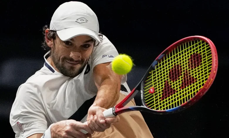 Vacherot through to Paris Masters quarterfinals after beating Norrie