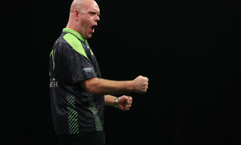 Van Gerwen, Rock and Nijman advance to Grand Slam knockout stages