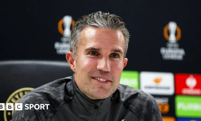 Van Persie to have Wim Jansen in mind as Feyenoord take on Celtic