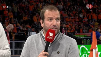 Van der Vaart gruwelt van hype rond Nederlands elftal: 'Van Basten had er ook een handje van'