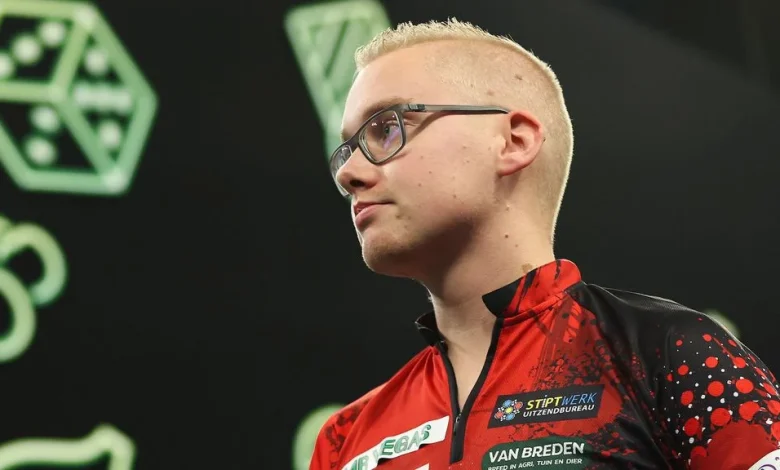 Van der Velde (22) toont maand voor WK-debuut goede vorm op Grand Slam of Darts