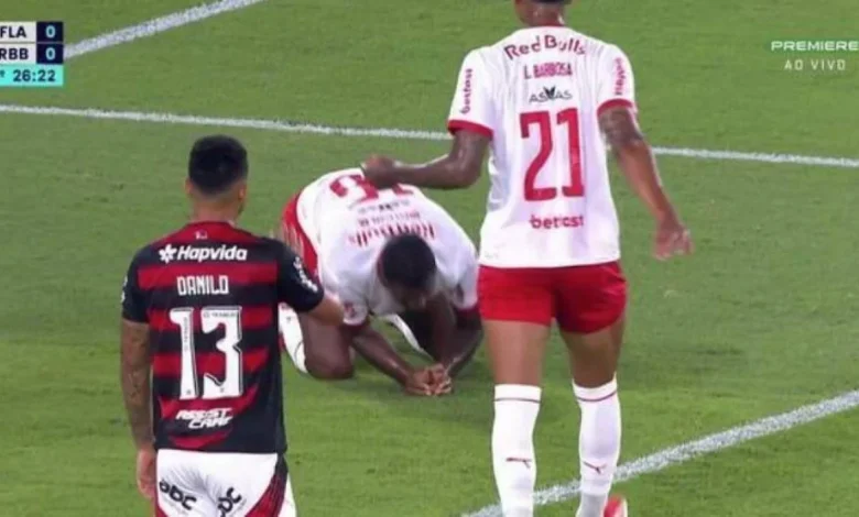 Varela e Arrascaeta ameaçam, mas Flamengo x Bragantino em 0x0 no intervalo