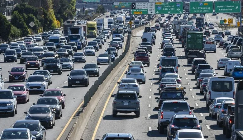 Vehicle crash risk spikes 65% on Sunday after Thanksgiving, data shows