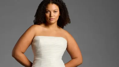 Vera Wang and David’s Bridal Offer Archival Styles for Brides and Bridesmaids