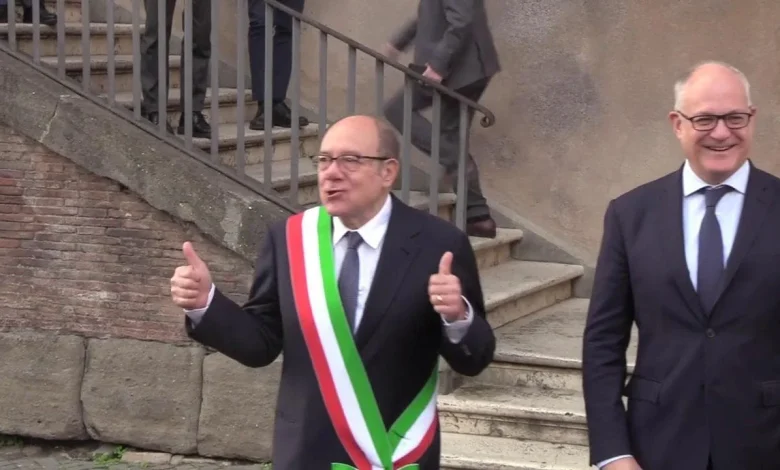 Verdone con la fascia da sindaco: "Il primo progetto? Prosciugheremo il Tevere. Idrovore pronte"