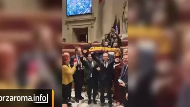 Verdone sindaco per un giorno con la sciarpa della Roma. I tifosi: “Lo stadio!”