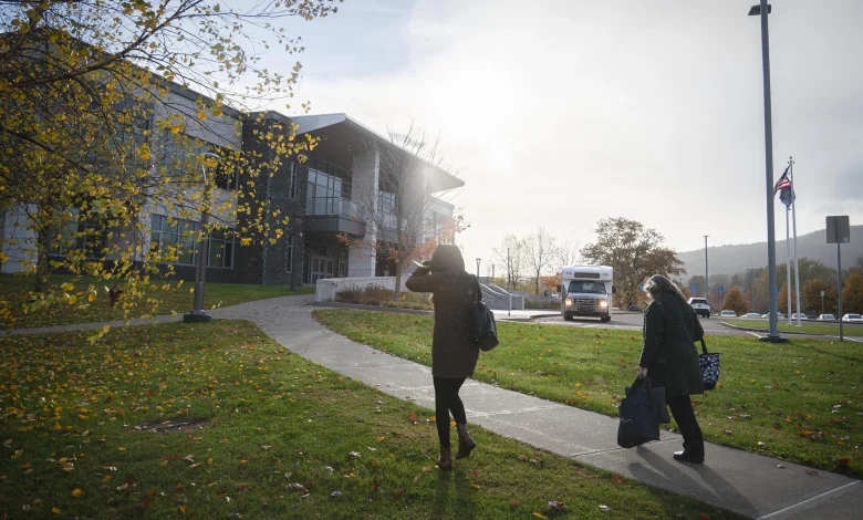 Vermont state employees’ union files labor complaint over Gov. Phil Scott’s return-to-office plan — and sues