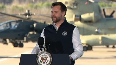 Vice President Vance, Kid Rock visit Fort Campbell soldiers for Thanksgiving celebration