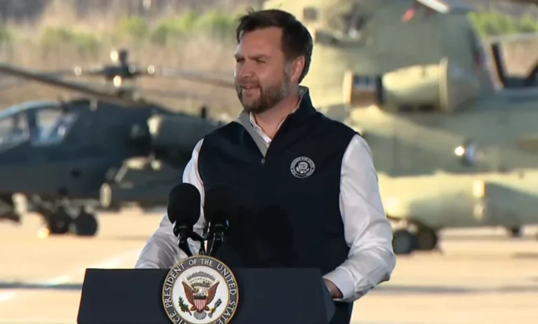 Vice President Vance, Kid Rock visit Fort Campbell soldiers for Thanksgiving celebration