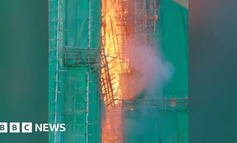 Video shows speed fire spreads in Hong Kong tower block
