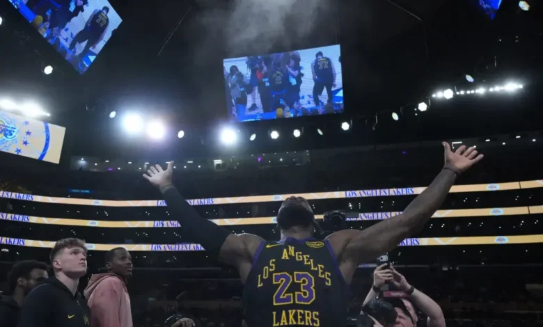 Viral Stat Puts Lakers Superstar LeBron James’ Historic NBA Longevity in Perspective
