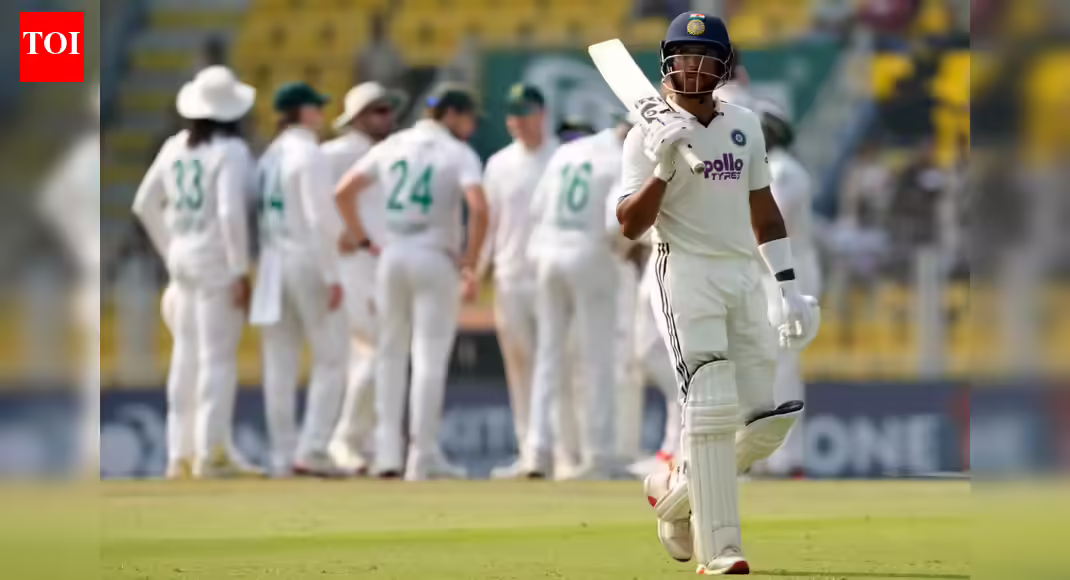 'Virat, Sachin used to bat at 4': Ex India wicketkeeper slams Dhruv Jurel after Guwahati duck