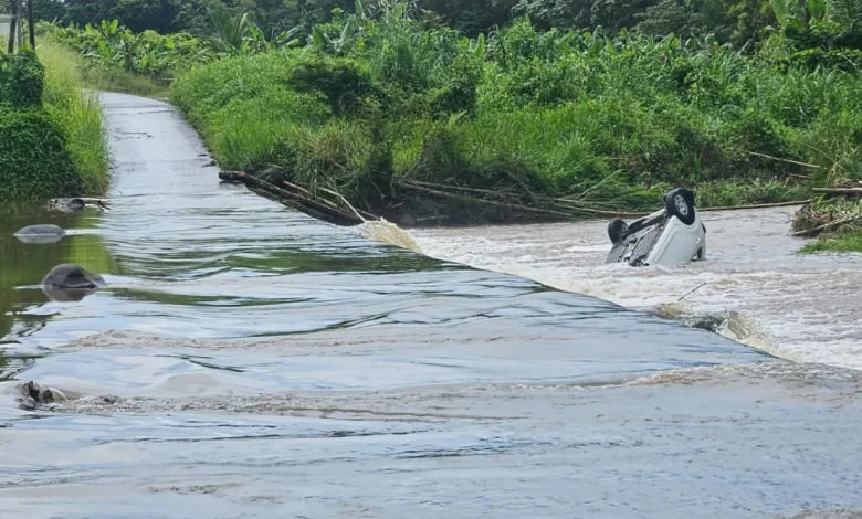 Voiture emportée au gué de Presqu'Île : l'automobiliste a pu rejoindre son domicile