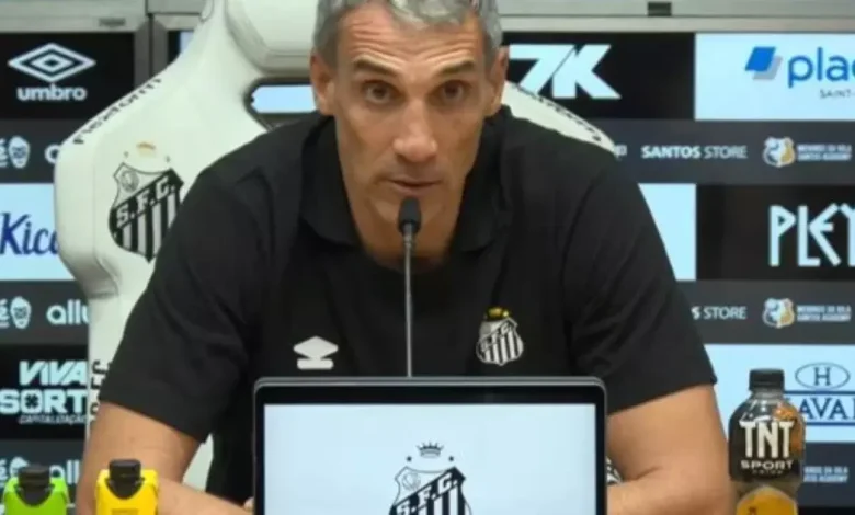 Vojvoda lamenta tropeço e crê que Santos "merecia um pouco mais"