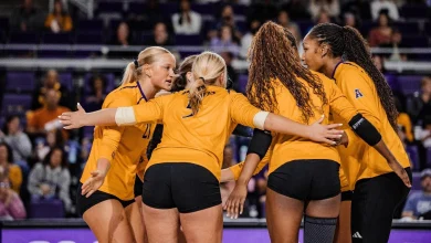 Volleyball Host Rice for Halloween, Followed by Temple Sunday
