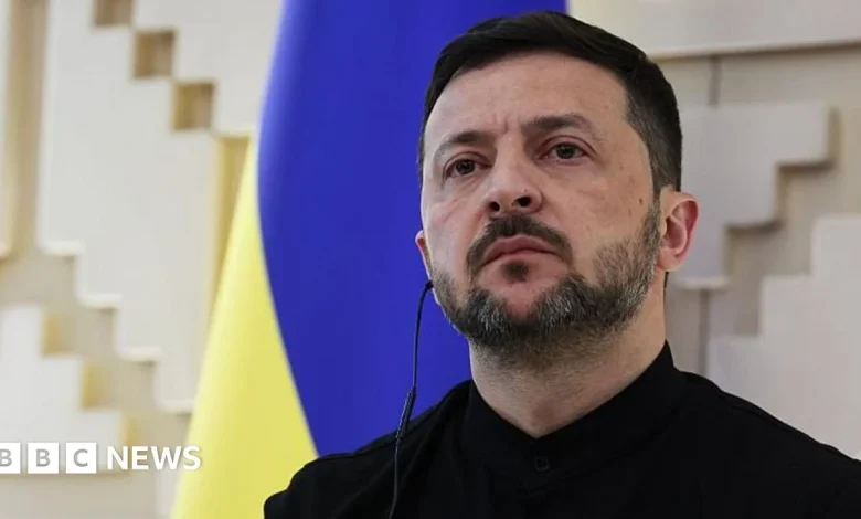 Volodymyr Zelensky warns against giving away territory to Russia, as latest Ukraine talks end