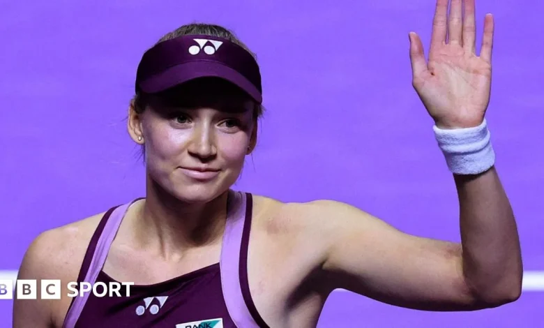 WTA Finals: Elena Rybakina stuns Iga Swiatek as Amanda Anisimova eliminates Madison Keys