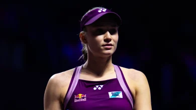 WTA Finals: Elena Rybakina stuns Iga Swiatek to reach semi-finals as Cameron Norrie advances in ATP Moselle Open