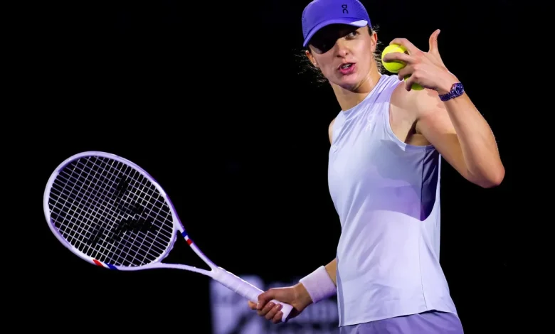 WTA Finals w Rijadzie. Gdzie oglądać mecz Iga Świątek - Jelena Rybakina? O której początek transmisji?