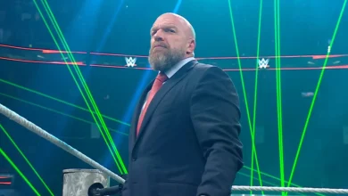 WWE Finally "Officially" Signs Beloved Star - REPORTS