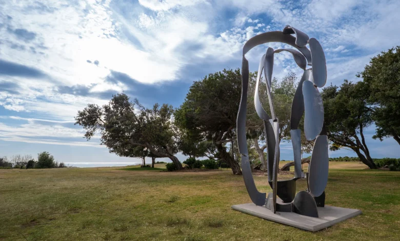 Walcha artist wins big at Sculpture by the Sea