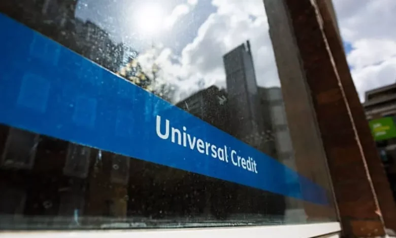 Warning for DWP Universal Credit claimants as 622,000 payments get stopped