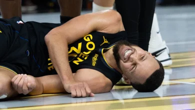 Warriors' Curry bruises right quadriceps in loss, to get MRI
