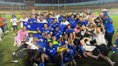 Wat een prestatie! Dick Advocaat na thriller met Curaçao naar WK voetbal