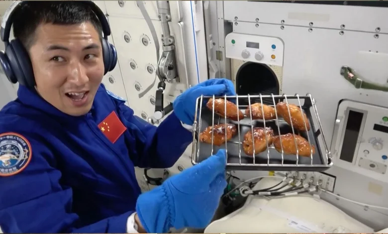 Watch Chinese astronauts enjoy '1st ever space BBQ' from Tiangong's brand-new oven (video)