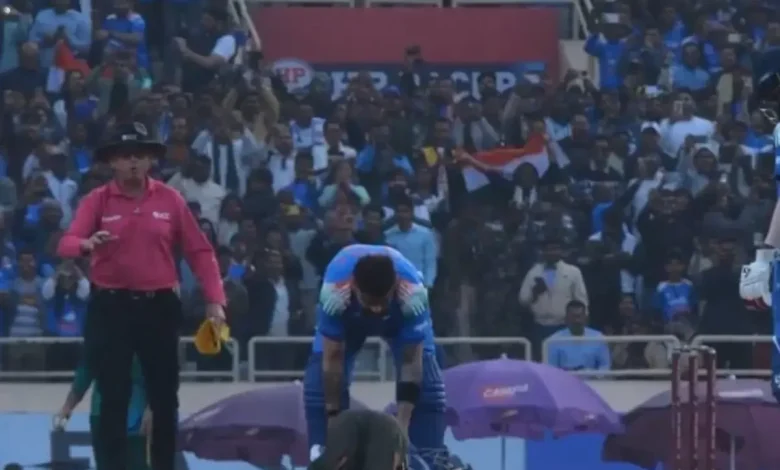 Watch: Fan Breaches Security To Touch Virat Kohli's Feet As India Icon Smashes Historic 52nd Ton
