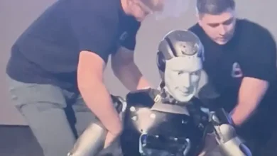 Watch this Russian humanoid robot fall flat on its face seconds into its debut to the 'Rocky' theme