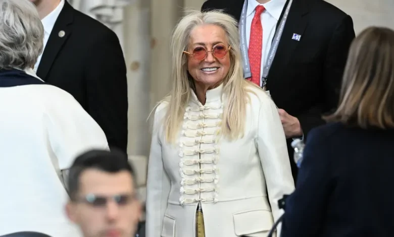 'We Must Overturn Citizens United,' Says Sanders as Analysis Details Billionaire Takeover of US Politics