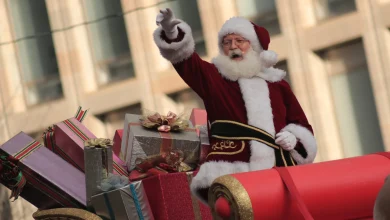 Weekend need-to-know: Santa Claus Parade takes over Toronto streets