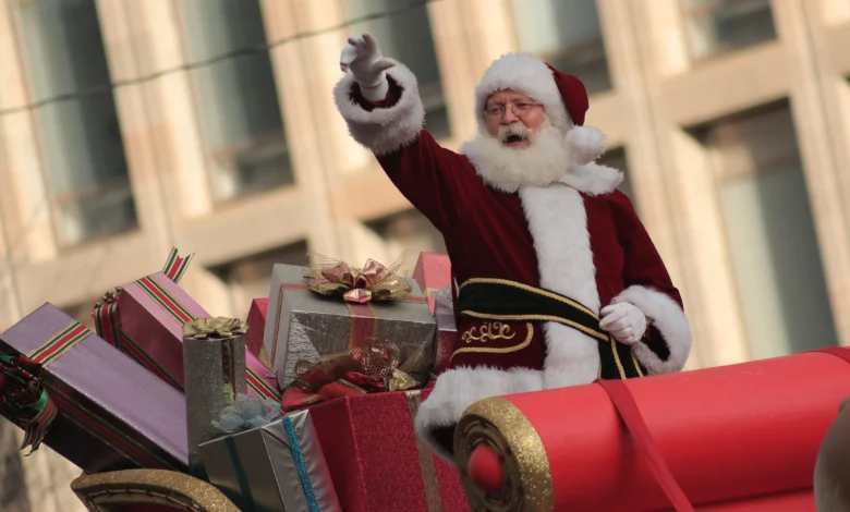 Weekend need-to-know: Santa Claus Parade takes over Toronto streets