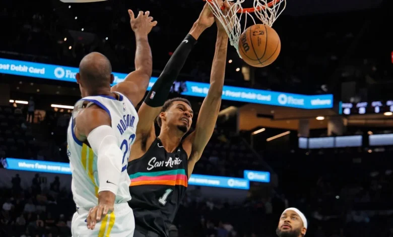 Wemby, Castle revel in dual 20-point triple-doubles