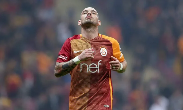 Wesley Sneijder waarschuwt Ajax voor ’atoommier’ van Galatasaray