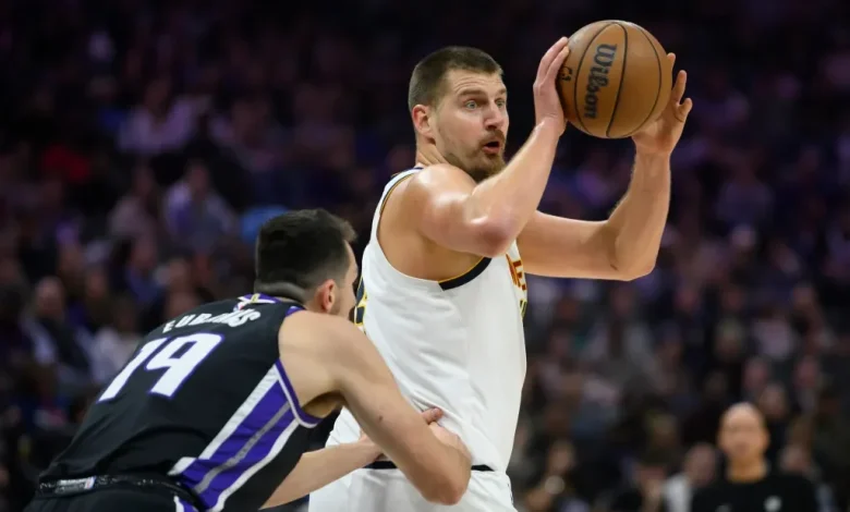 What David Adelman has noticed about Nikola Jokic’s shooting touch