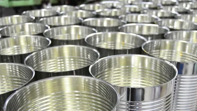 What Does Alcoa’s (AA) Early Debt Redemption Reveal About Its Balance Sheet Strategy?