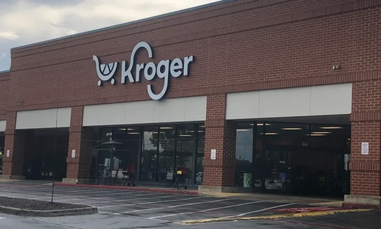 What area grocery stores are open on Thanksgiving?