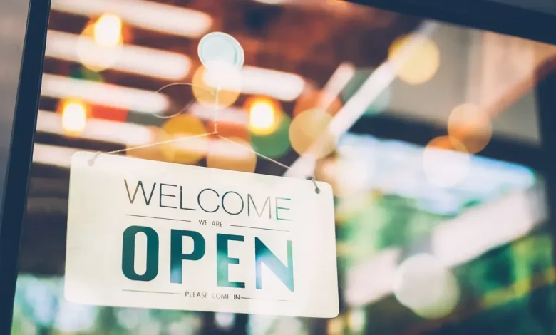 What fast food is open on Thanksgiving 2025? See Arizona store hours