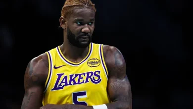 What happened to Deandre Ayton? Live injury updates for Lakers vs. Jazz on Sunday 11/23/25