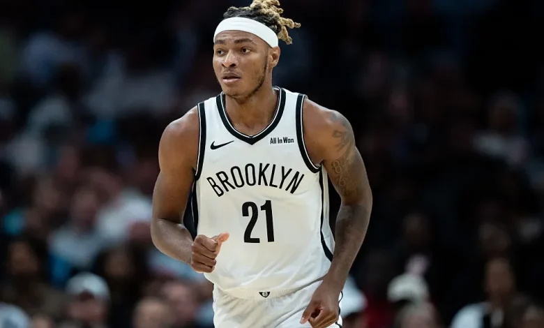 What happened to Noah Clowney? Live injury updates for Nets vs. Pistons on 11/7/25