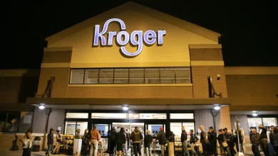 What stores are open on Thanksgiving? Is Walmart or Kroger open? What to know
